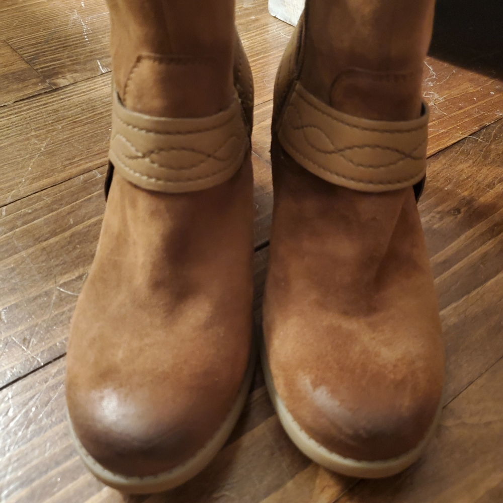 Earth Booties - Picture 4 of 4